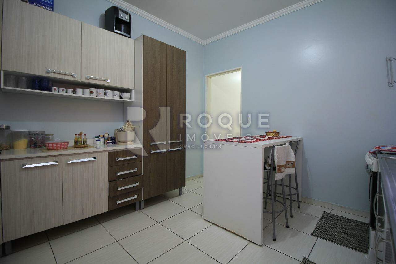 Casa Residencial à venda no bairro Parque Residencial Aeroporto: Cozinha