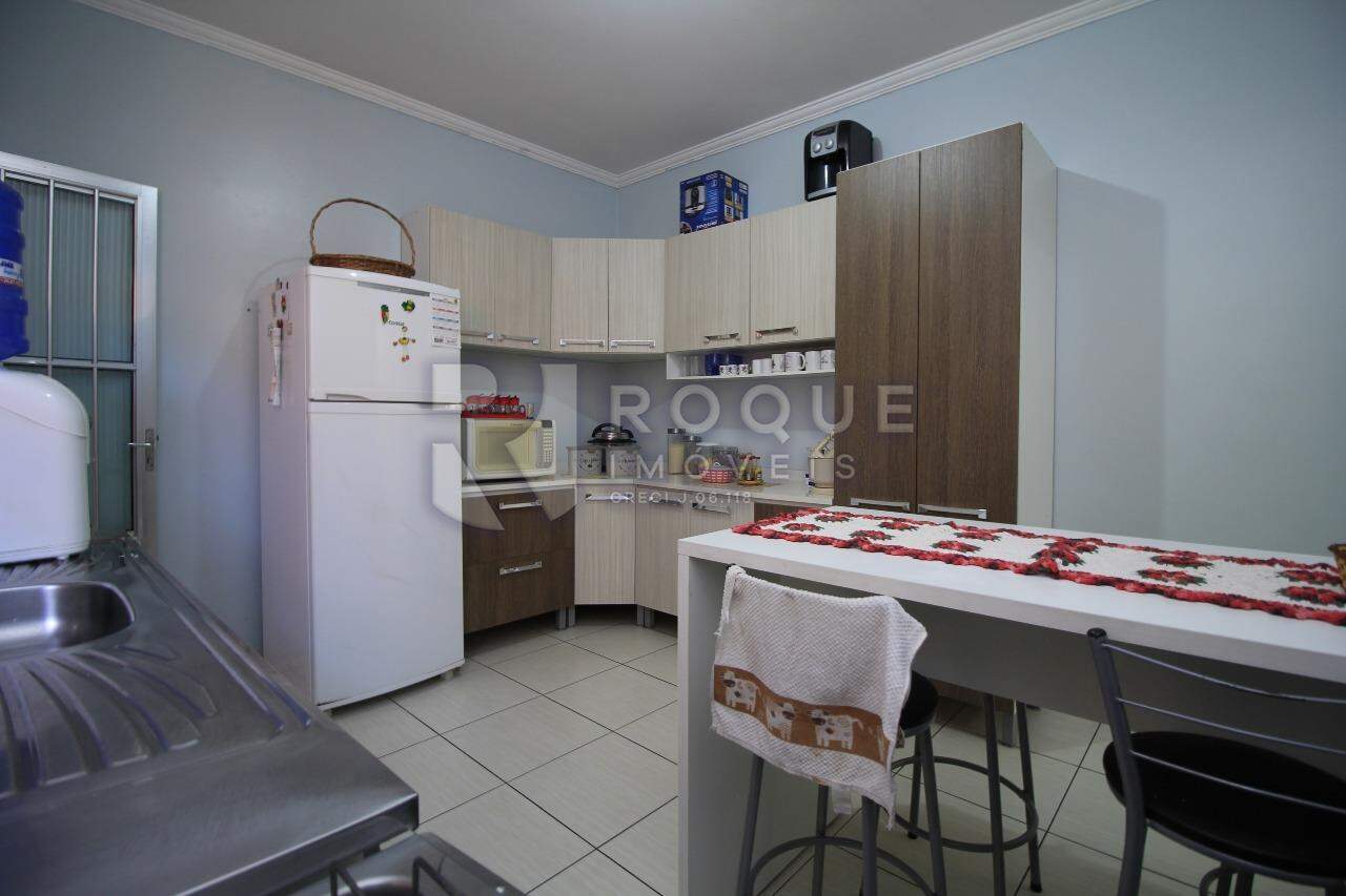 Casa Residencial à venda no bairro Parque Residencial Aeroporto: Cozinha
