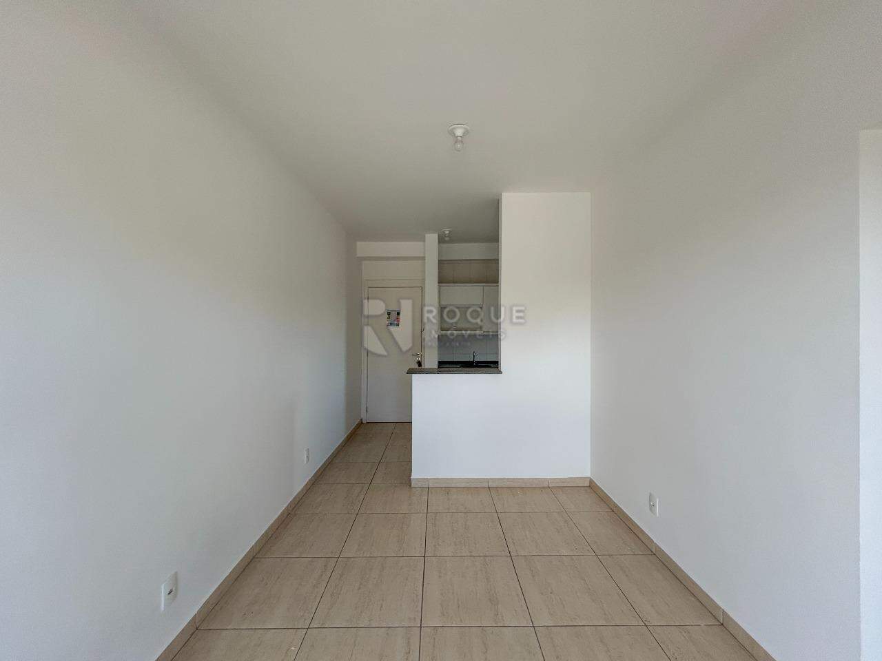 Apartamento para aluguel no bairro Jardim Residencial Victório Lucato: Sala