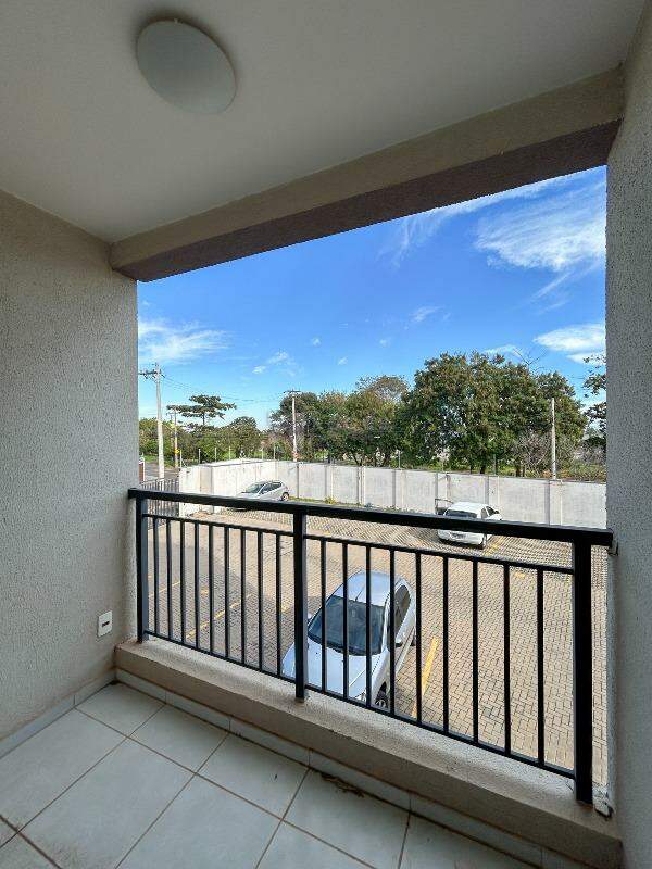 Apartamento para aluguel no bairro Jardim Residencial Victório Lucato: Sacada