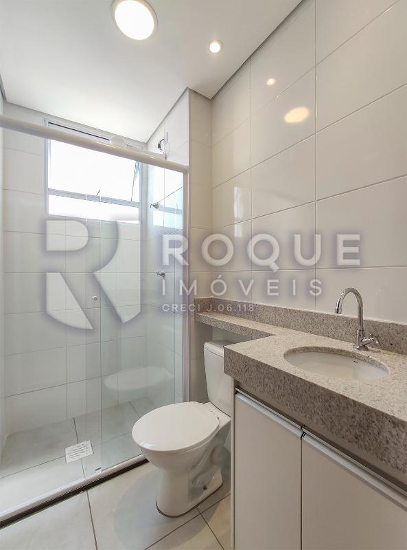 Apartamento para aluguel no bairro Graminha: WC 