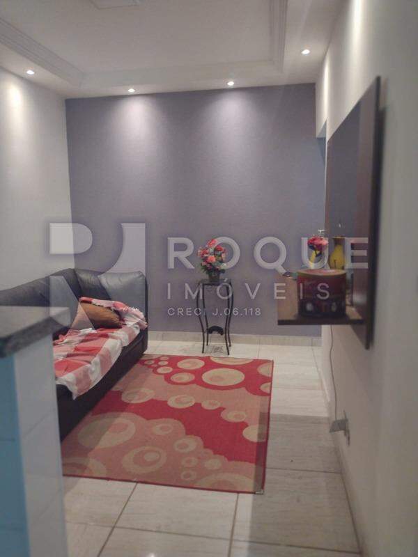Casa Residencial à venda no bairro Jardim Esmeralda: