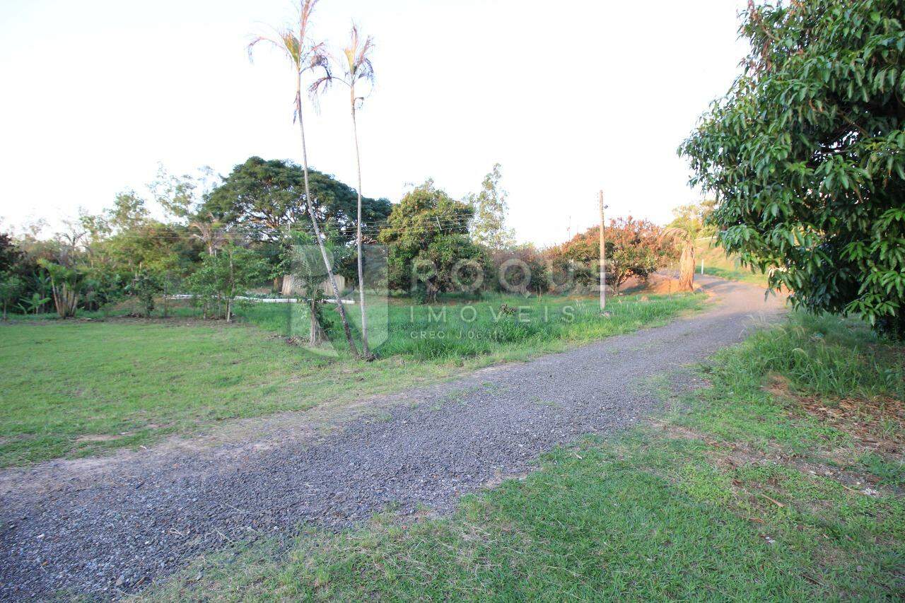 Sítio à venda no bairro Bairro do Pinhal: Área / Acesso
