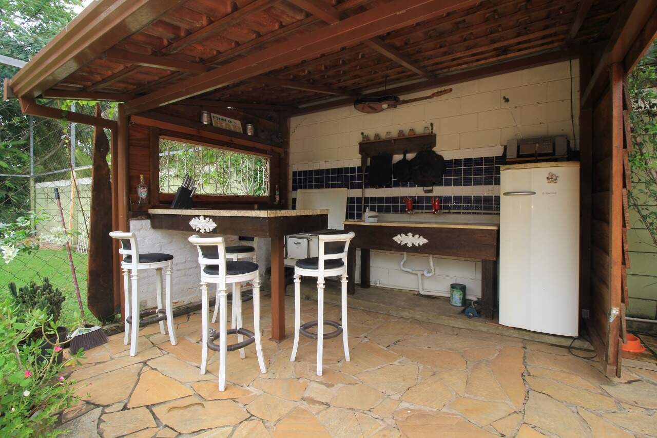 Chácara à venda no bairro Pires de Baixo: ÁREA EXTERNA