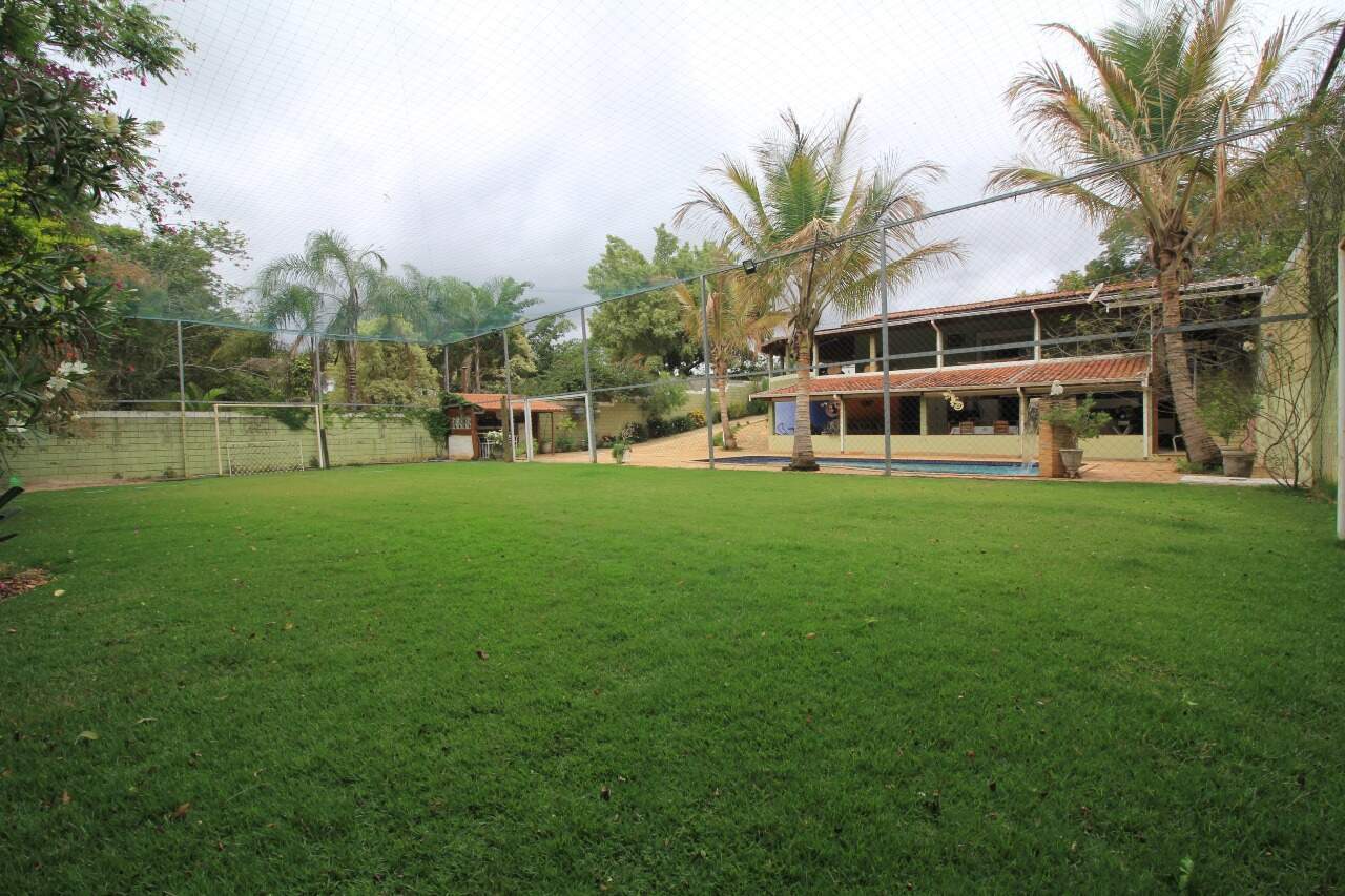 Chácara à venda no bairro Pires de Baixo: CAMPO DE FUTEBOL