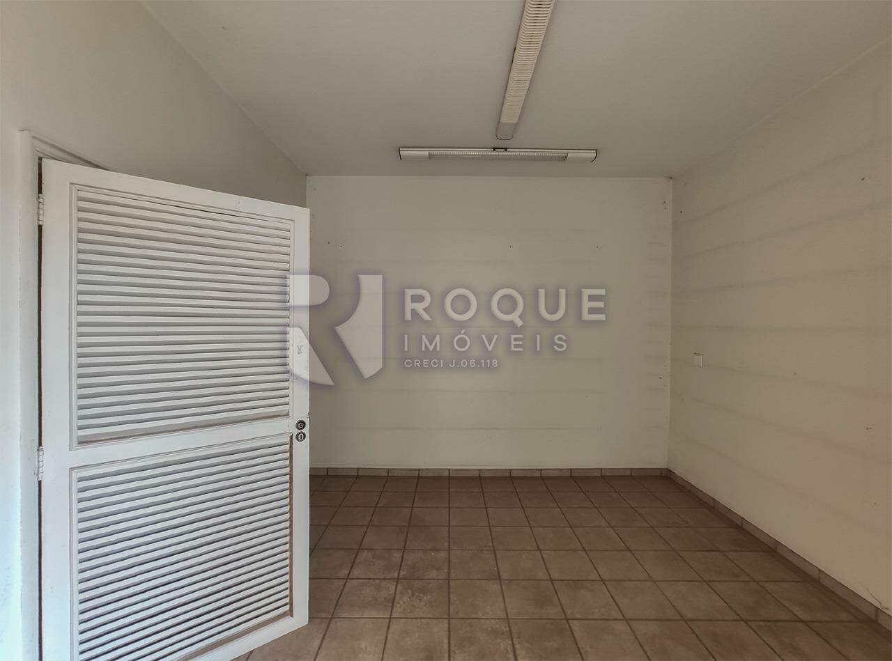 Casa Comercial para aluguel no bairro Centro: Despensa