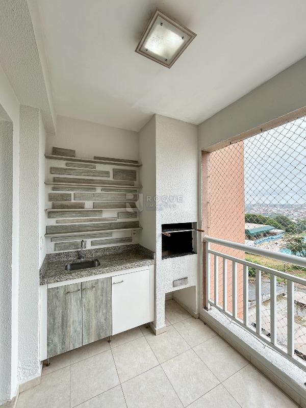 Apartamento para aluguel no bairro Desmembramento Oscar Antonio Breda: Sacada 