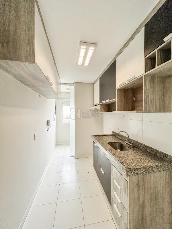 Apartamento para aluguel no bairro Desmembramento Oscar Antonio Breda: Cozinha