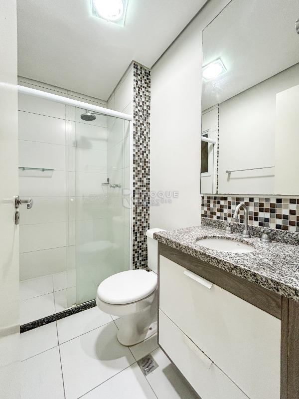 Apartamento para aluguel no bairro Desmembramento Oscar Antonio Breda: WC social 