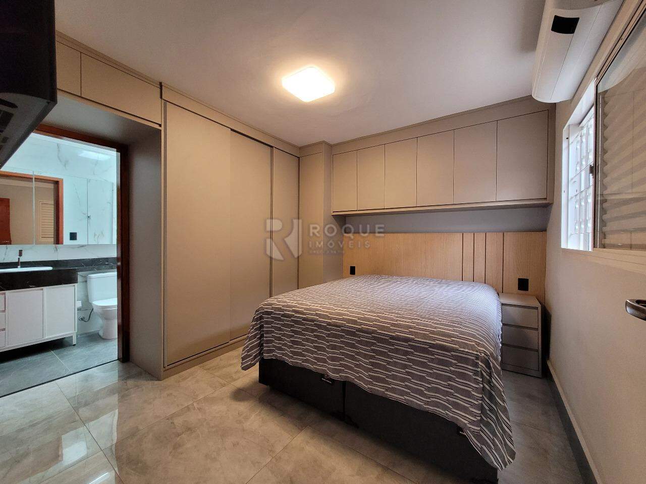 Casa Residencial à venda no bairro Boa Vista: SUÍTE