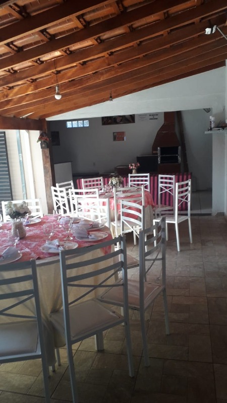 Casa Residencial à venda no bairro Jardim Residencial Roseira: 