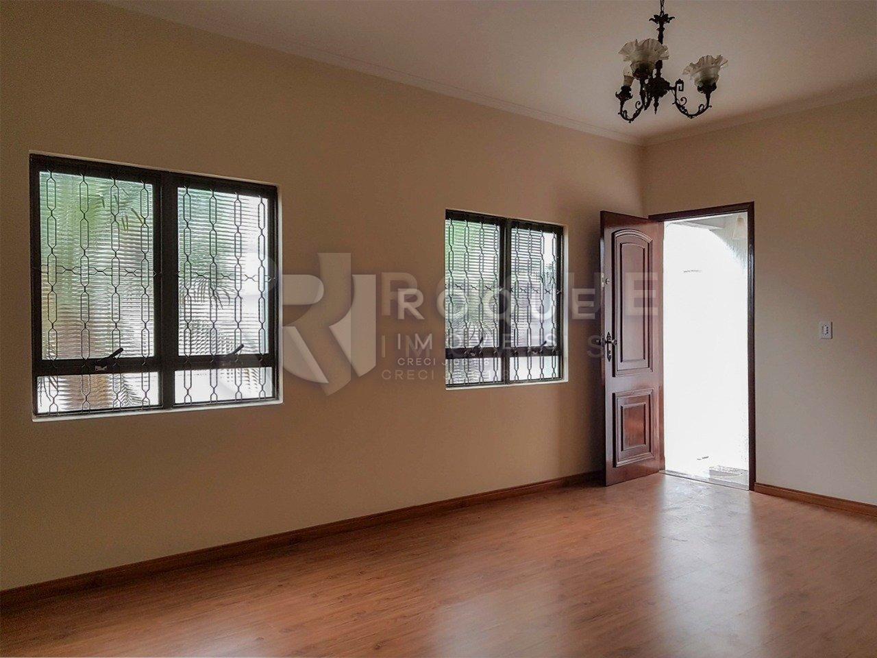 Casa Residencial à venda no bairro Vila Anita: 