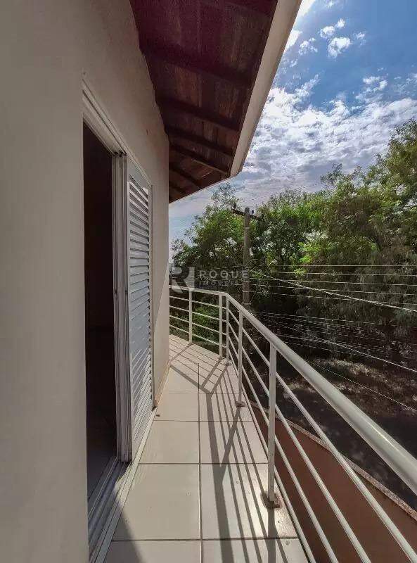 Casa Residencial à venda no bairro Jardim Residencial Roseira: