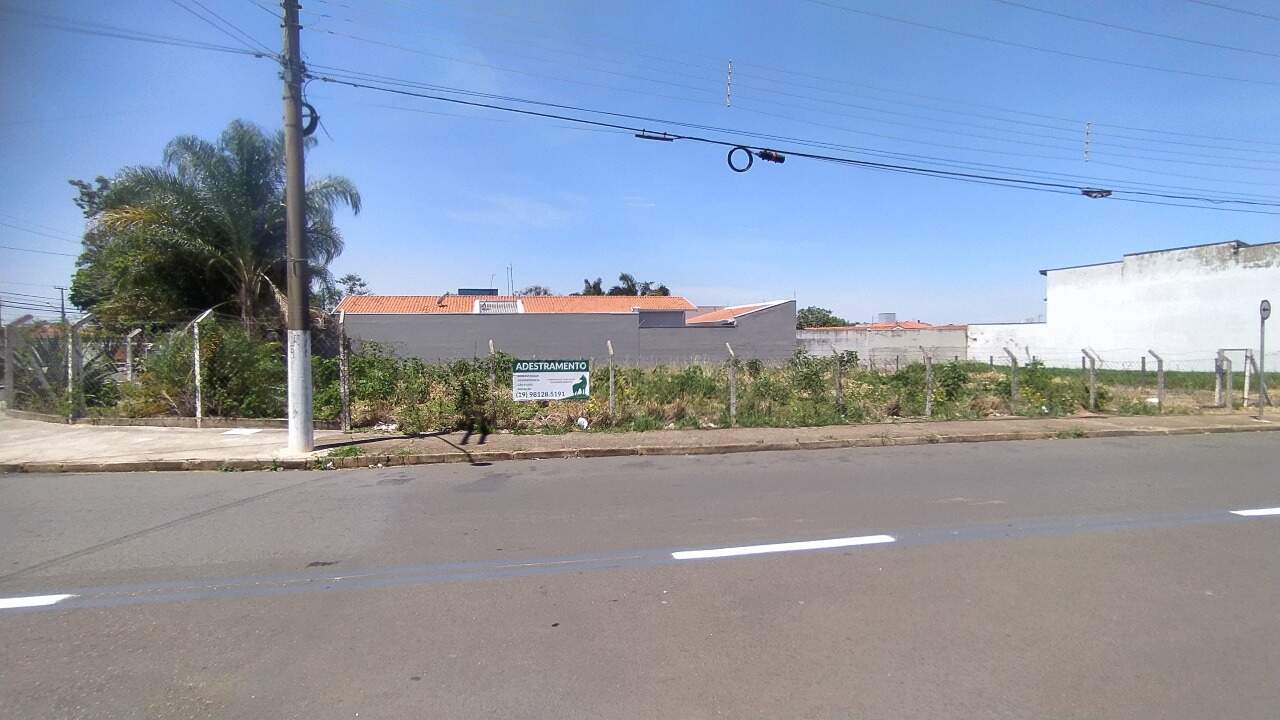 Terreno à venda no bairro Parque Egisto Ragazzo: 