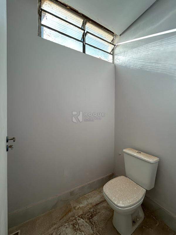 Salas/Conjuntos para aluguel no bairro Centro: WC social 