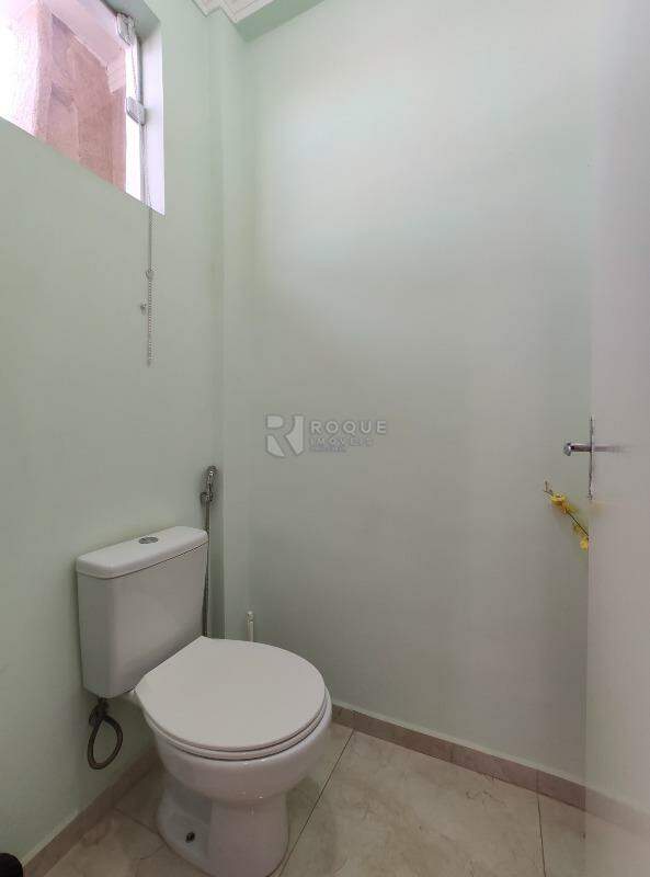 Salas/Conjuntos para aluguel no bairro Vila Queiroz: WC social 