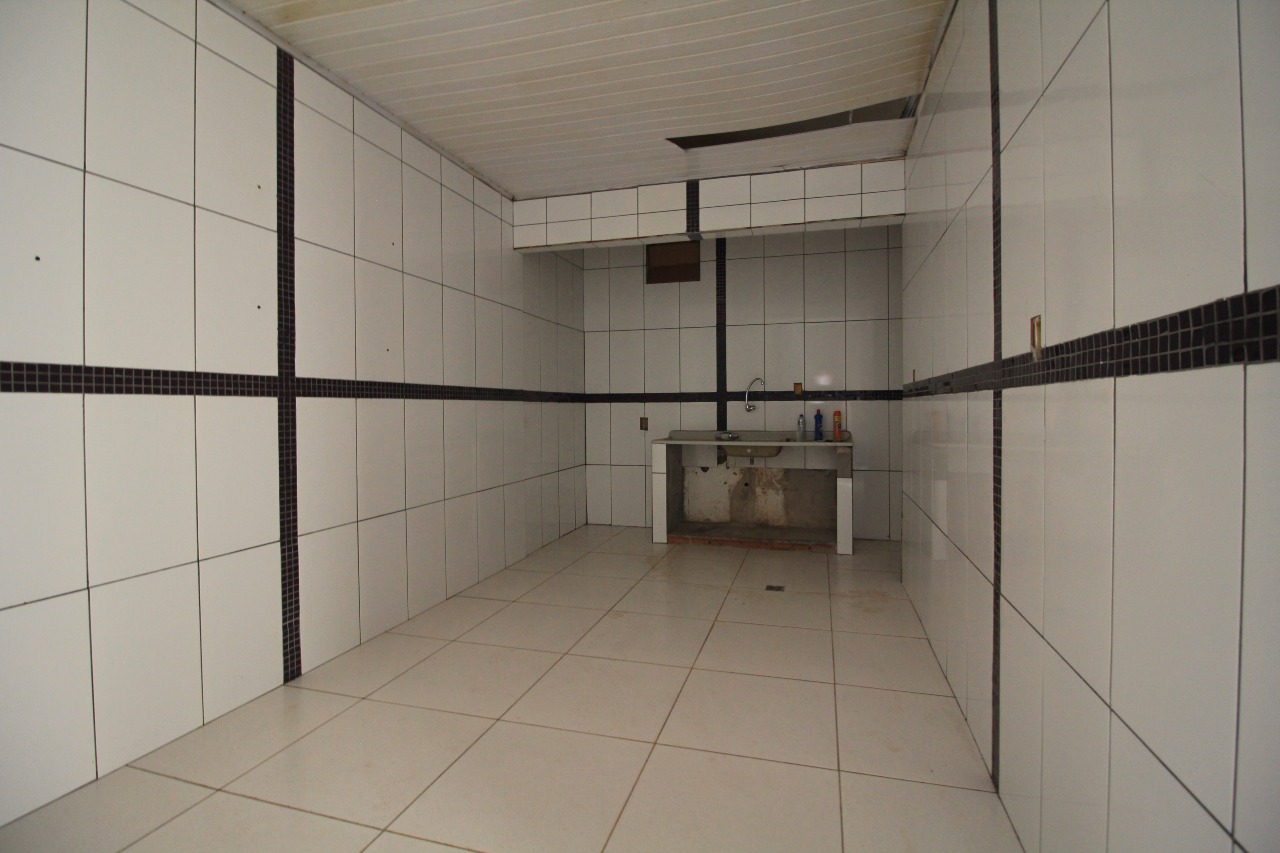 Casa Residencial à venda no bairro Jardim Lagoa Nova: COZINHA