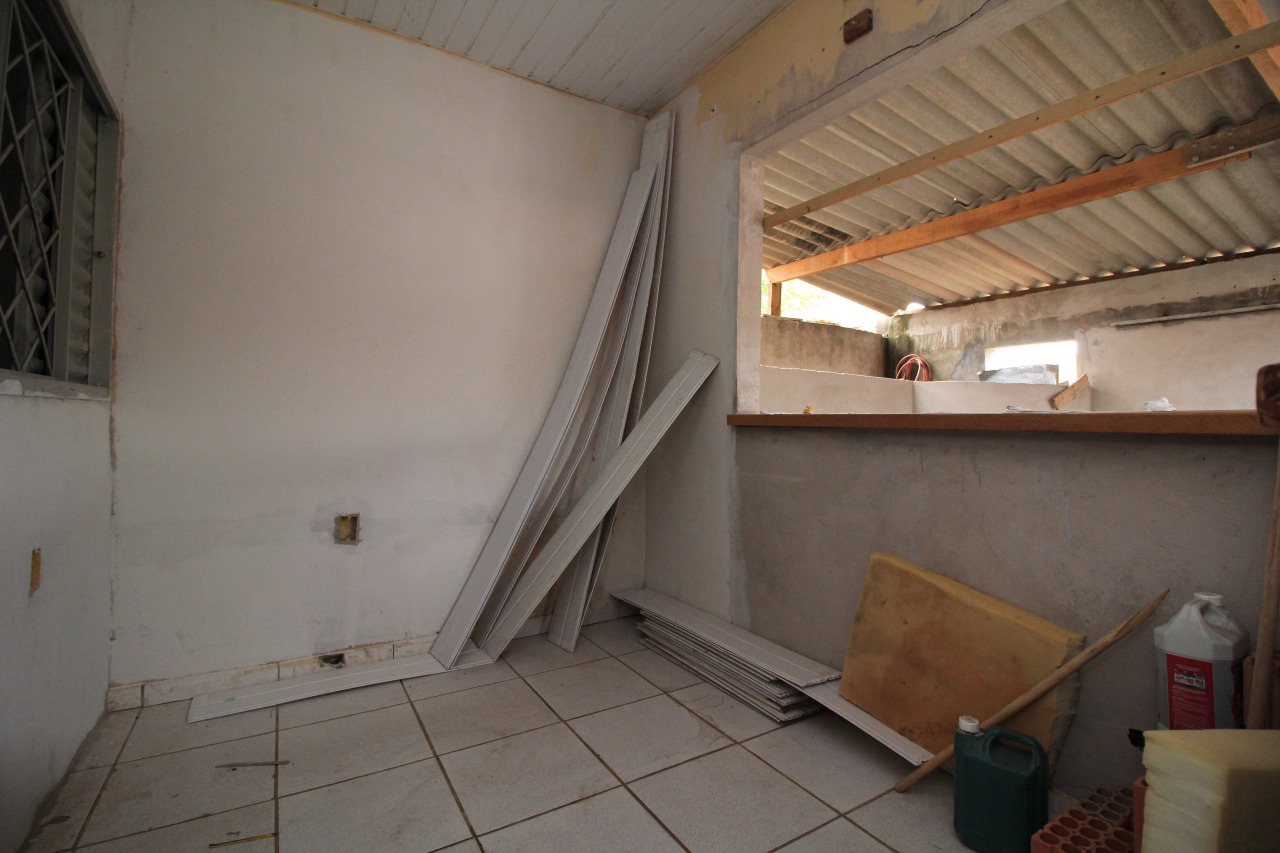 Casa Residencial à venda no bairro Jardim Lagoa Nova: ENTRADA