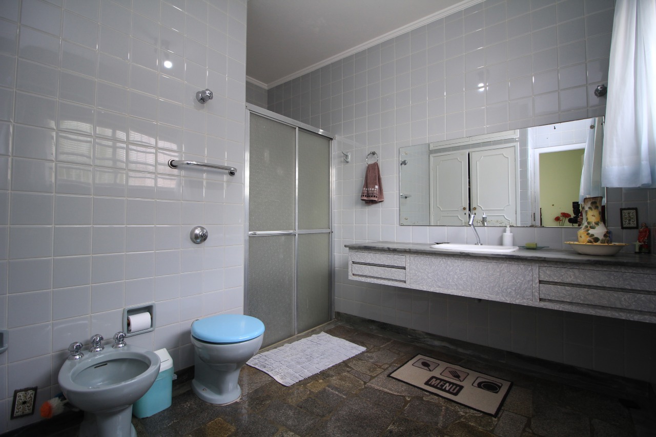 Casa Residencial à venda no bairro Jardim Mercedes: BANHEIRO SUÍTE