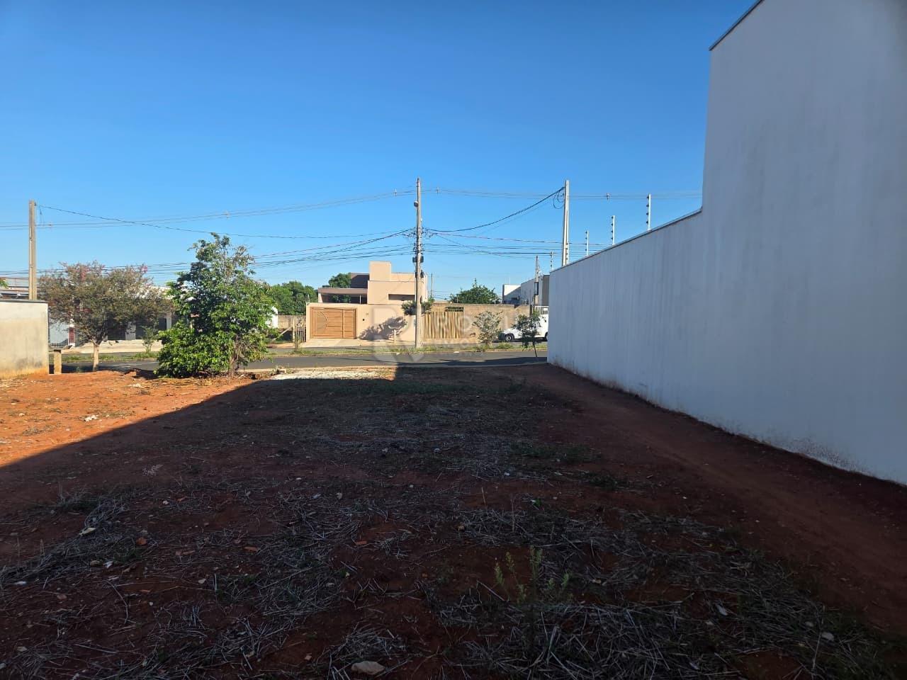 Terreno à venda no bairro Jardim Campo Verde I: Terreno