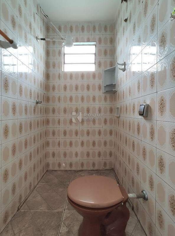 Casa Residencial para aluguel no bairro Jardim São Paulo: WC social 