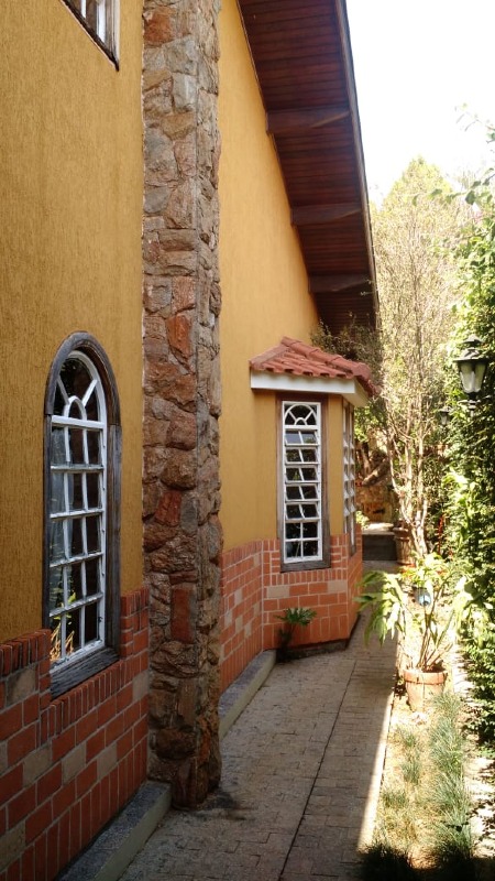 Casa em condomínio à venda no bairro Parque São Bento: 
