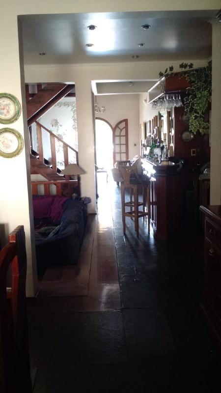 Casa em condomínio à venda no bairro Parque São Bento: 