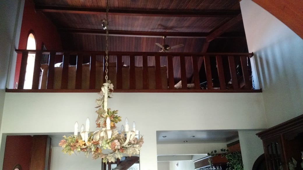 Casa em condomínio à venda no bairro Parque São Bento: 