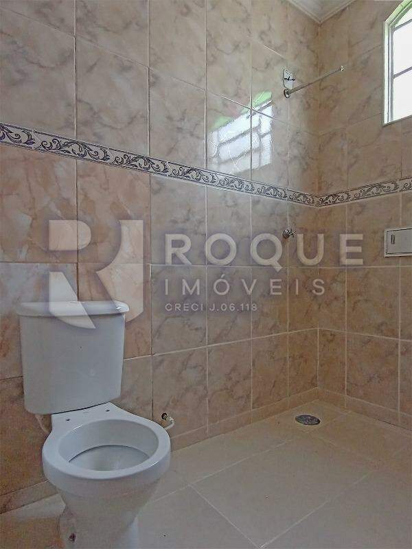 Casa Residencial à venda no bairro Jardim Bartolomeu Grotta: WC