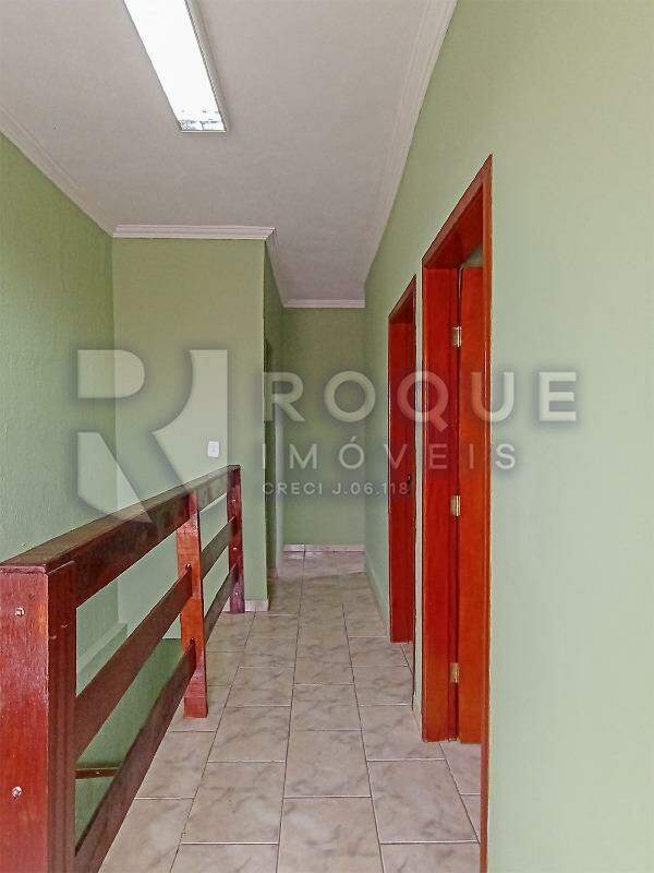 Casa Residencial à venda no bairro Jardim Bartolomeu Grotta: Hall Superior