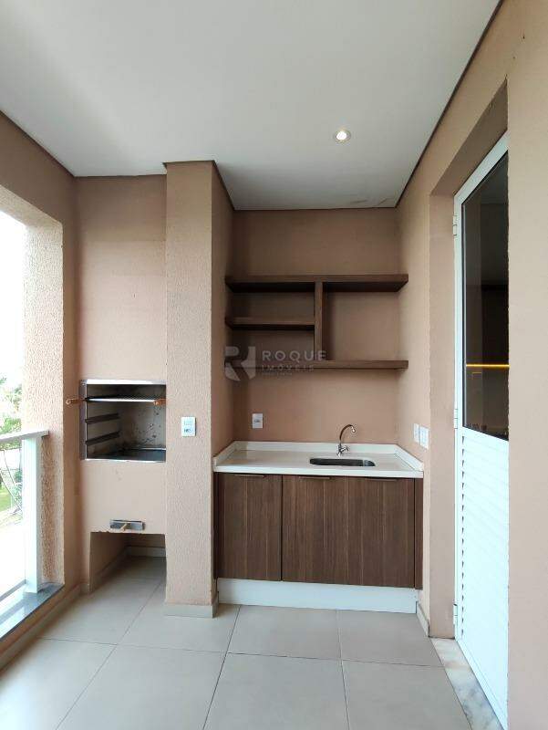 Apartamento à venda no bairro Jardim Florença: CHURRASQUEIRA