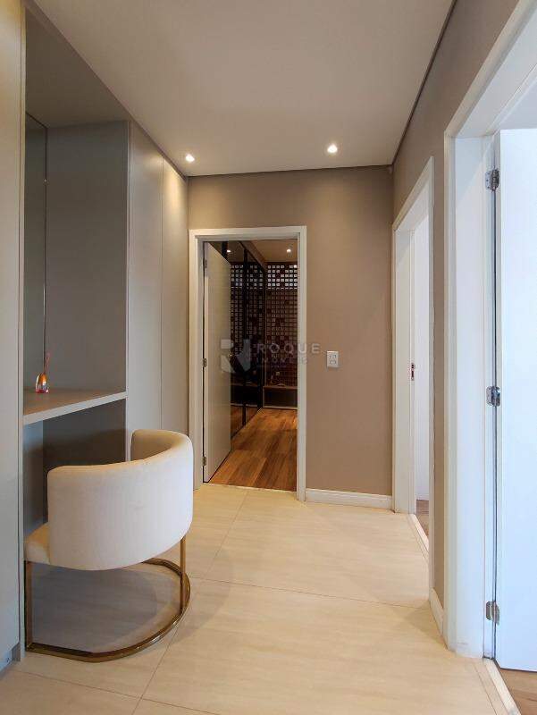 Apartamento à venda no bairro Jardim Florença: ÁREA DE CIRCULAÇÃO