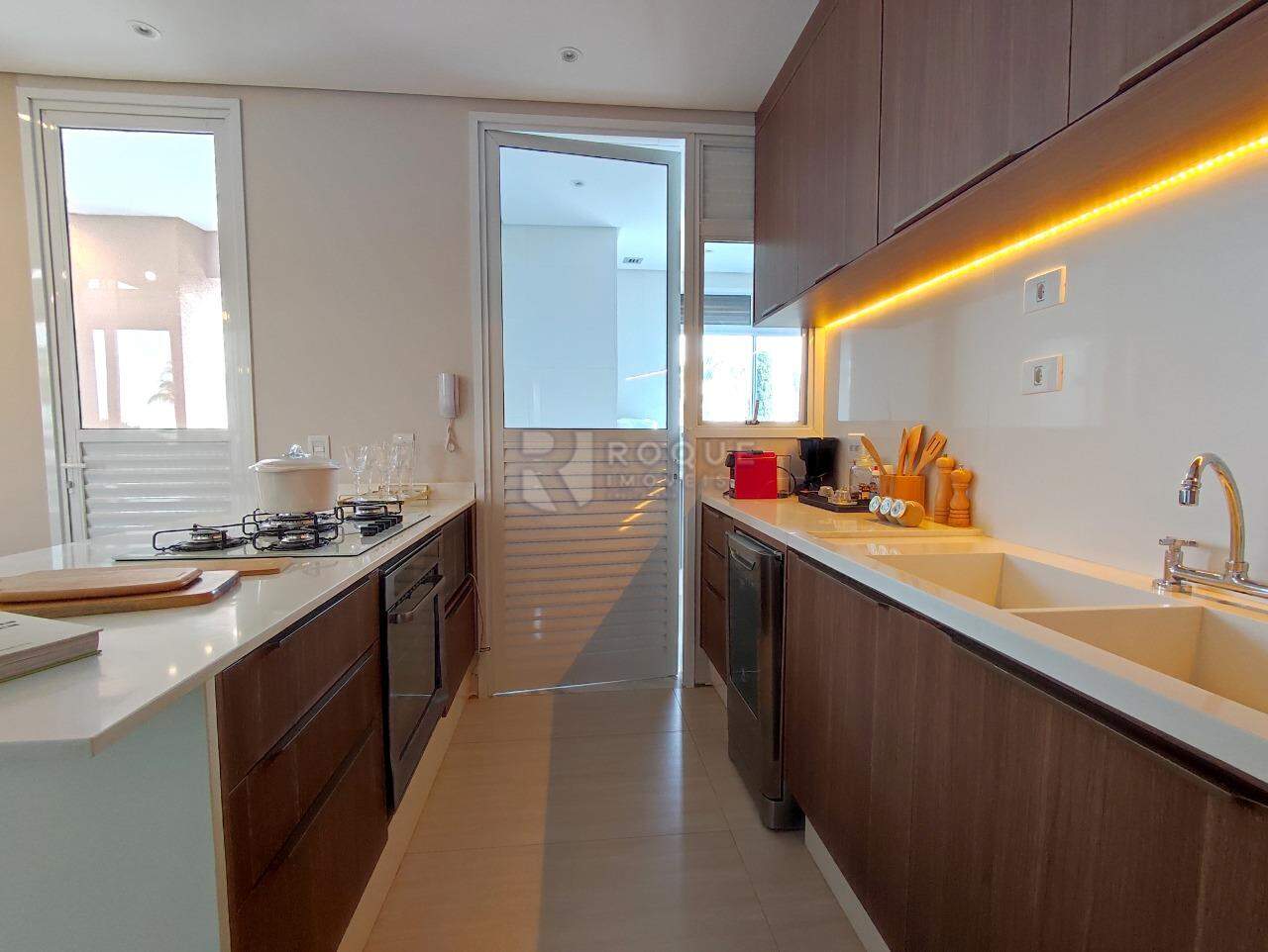 Apartamento à venda no bairro Jardim Florença: COZINHA