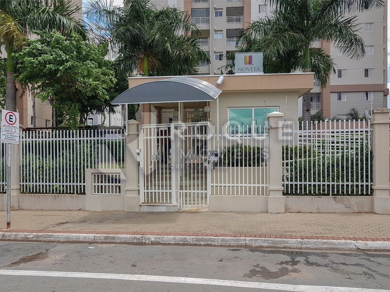 Apartamento para aluguel no bairro Desmembramento Oscar Antonio Breda: Fachada 