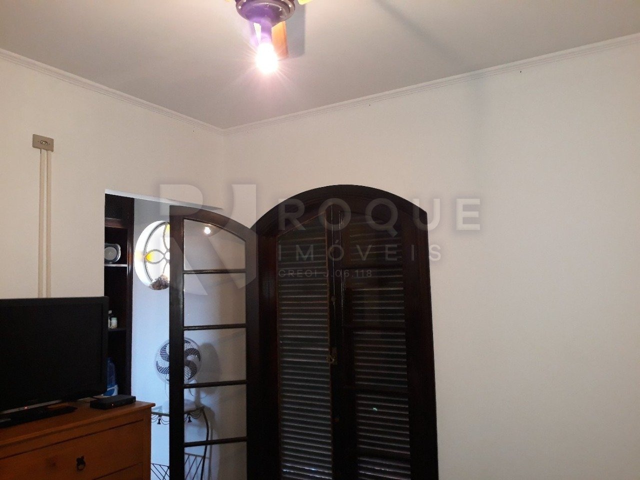 Casa Residencial à venda no bairro Vila Rocha: 