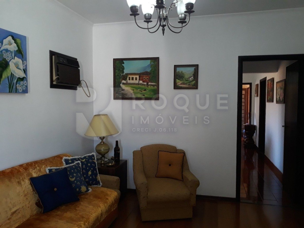 Casa Residencial à venda no bairro Vila Rocha: 