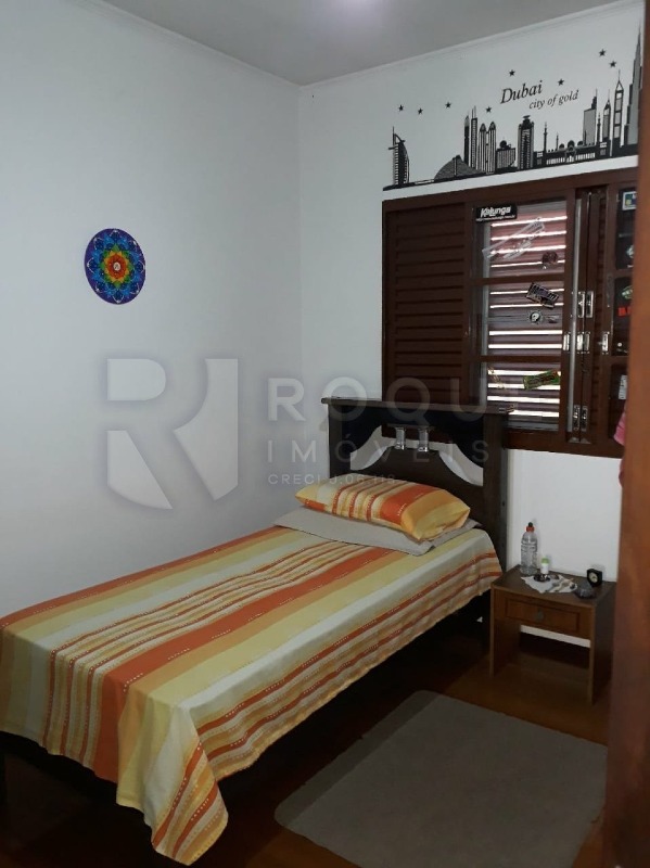 Casa Residencial à venda no bairro Vila Rocha: 