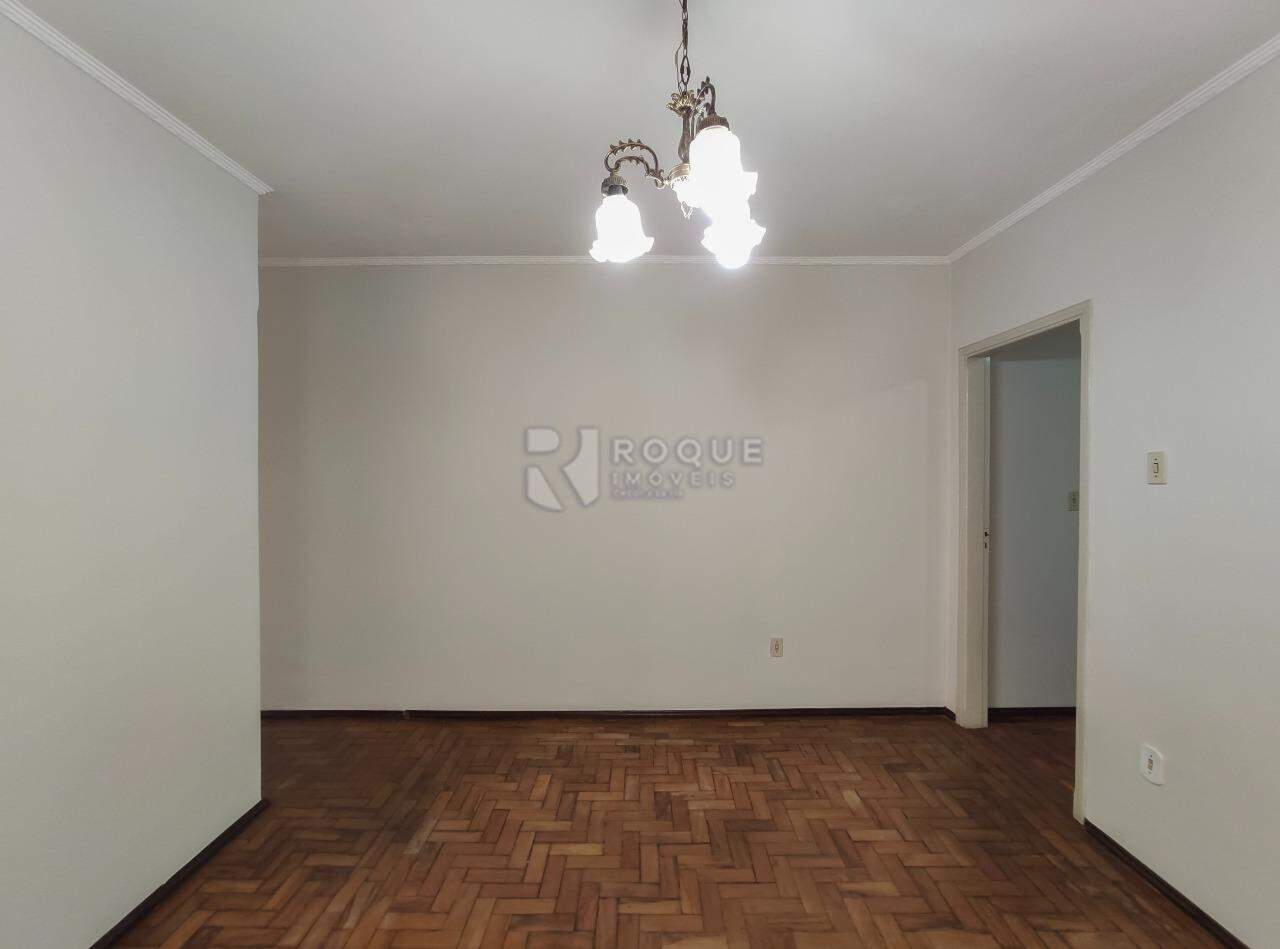 Casa Residencial para aluguel no bairro Centro: Sala 