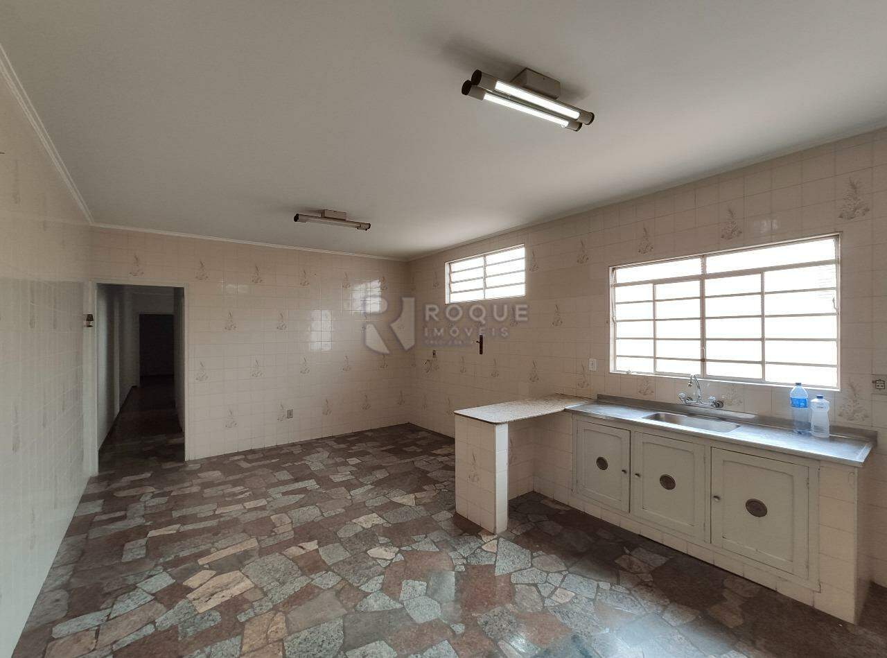 Casa Residencial para aluguel no bairro Centro: Cozinha / copa 