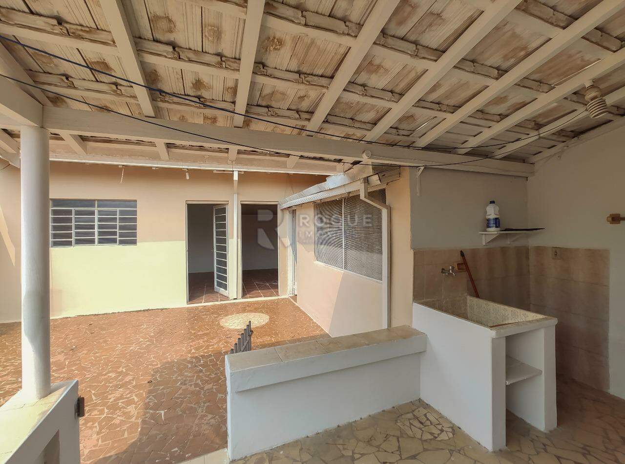 Casa Residencial para aluguel no bairro Centro: Área de serviço 
