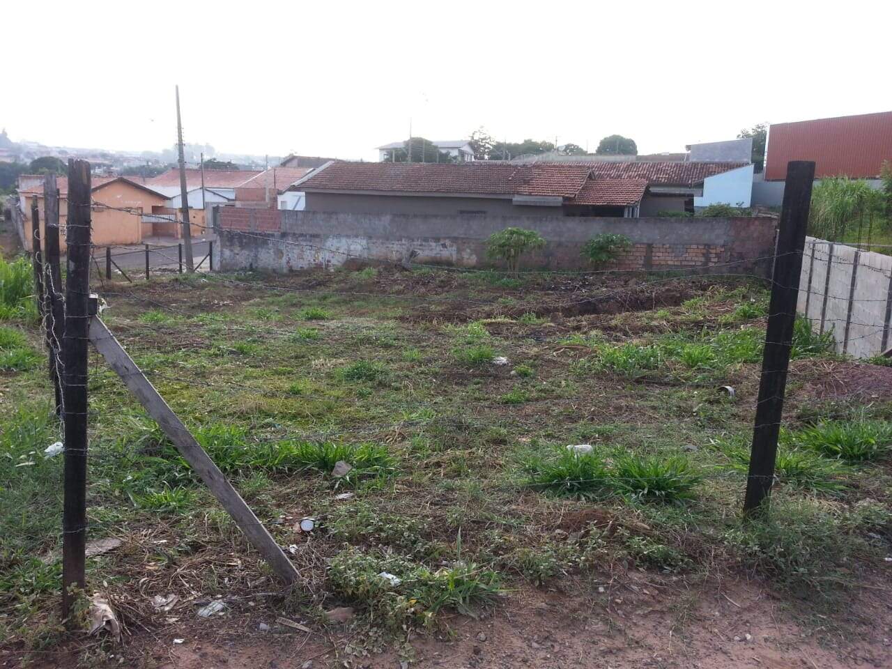 Terreno à venda no bairro Parque Hippolyto: