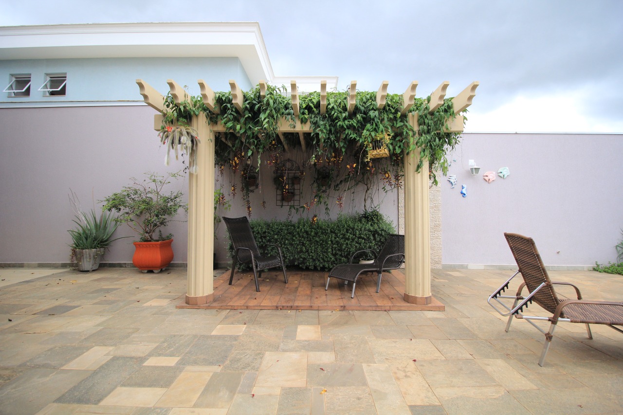 Casa em condomínio à venda no bairro Residencial Ilha de Bali: 