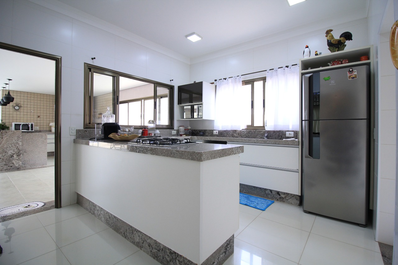 Casa em condomínio à venda no bairro Residencial Ilha de Bali: 