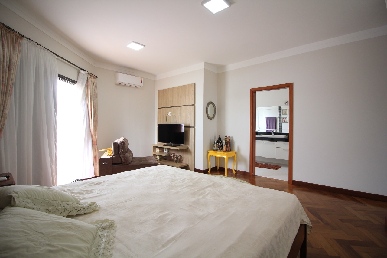 Casa em condomínio à venda no bairro Residencial Ilha de Bali: 