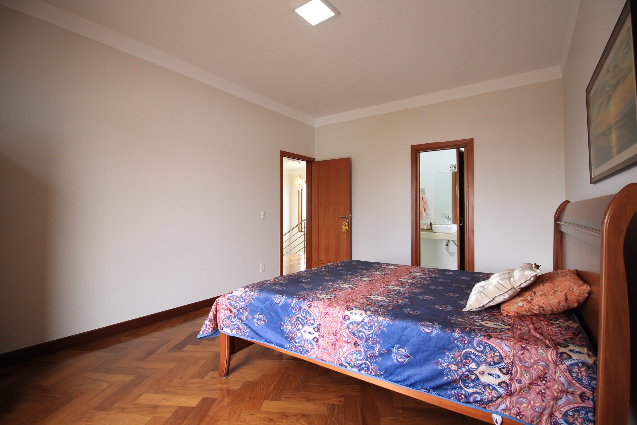 Casa em condomínio à venda no bairro Residencial Ilha de Bali: 