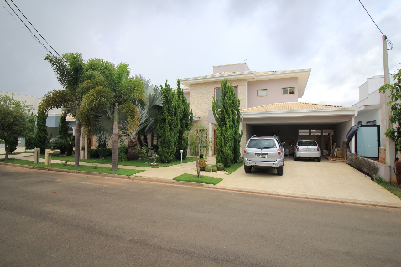 Casa em condomínio à venda no bairro Residencial Ilha de Bali: 