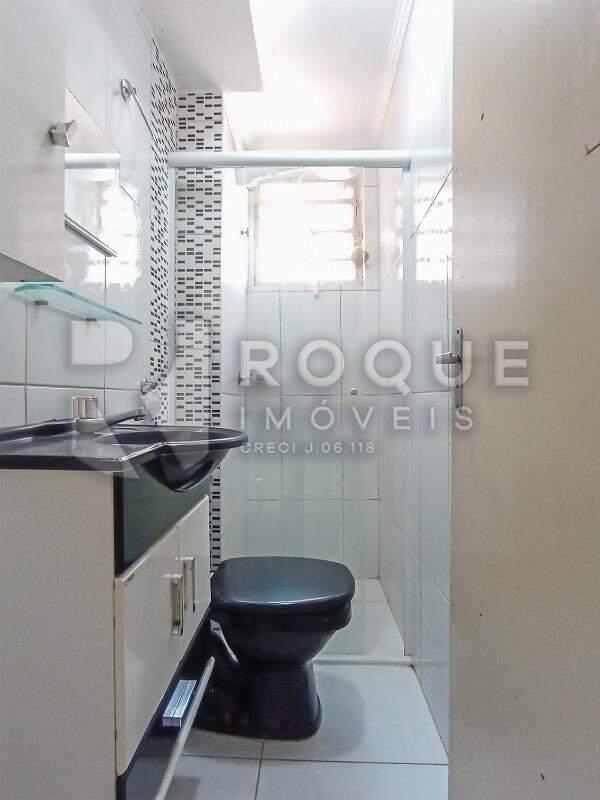 Apartamento para aluguel no bairro Jardim Olga Veroni: WC