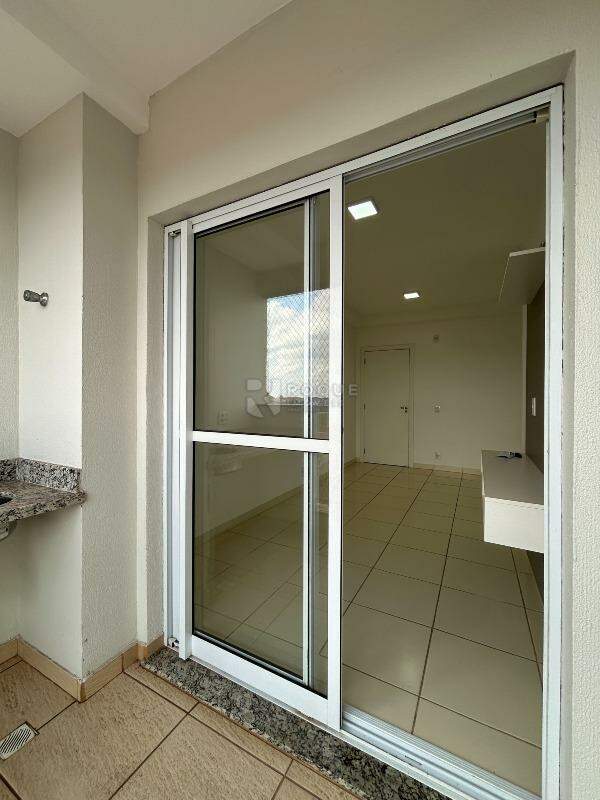Apartamento para aluguel no bairro Jardim Paulista: Sacada 