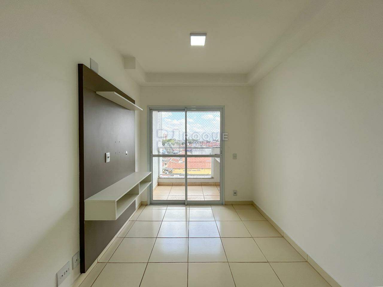 Apartamento para aluguel no bairro Jardim Paulista: Sala 