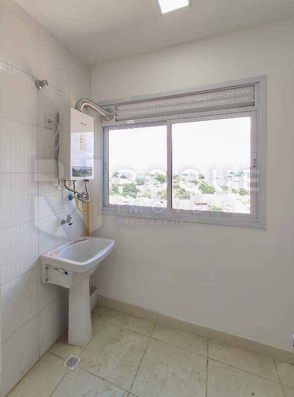 Apartamento para aluguel no bairro Jardim Paulista: Área de serviço 